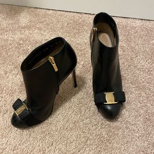 Ferregamo size 5 black leather ankle booties